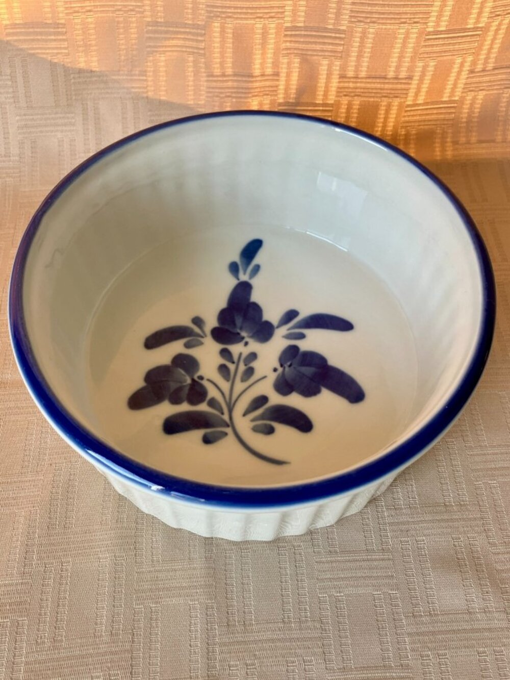 Viana Do Castelo Portugal Baking Casserole Dish Bowl Hand Painted 7 1/4” Round